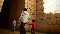 Private Family Friendly Day Trip to Mycenae