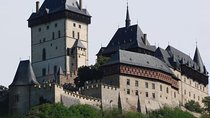 Private Full-Day Tour Karlstejn Castle and Crystal Glassworks from Prague