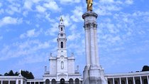 Private Full Day Tour To Fatima, Batalha, Nazaré and Óbidos