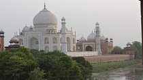 Two Days Delhi Agra Private Tour from Hyderabad