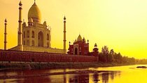 Overnight Taj Mahal Tour from Pune