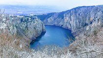 Blue & Red Lake Small Group Tour to Imotski with Wine tasting