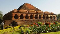 Day trip from Kolkata to Bishnupur for Terracotta Temples and Silk 
