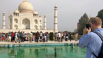 Private day tour from Delhi to Taj Mahal and Agra Fort with guide