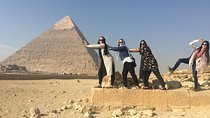 Privet Tour to Pyramids of Giza, Sphinx & Memphis and Saqqara
