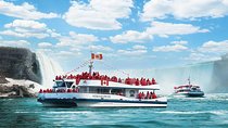 From Toronto: Niagara Falls Day Tour with Optional Boat Cruise