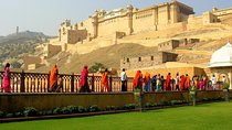 Private Jaipur Sightseeing Day Trip with Royal Palaces visit and Lunch from New Delhi