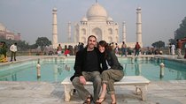 From Jaipur: Taj Mahal Private Tour with Lunch & Entrance Tickets