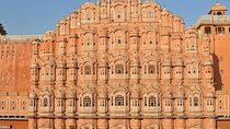 Magnificent Jaipur - An Overnight Journey From Delhi Via Private Transfer