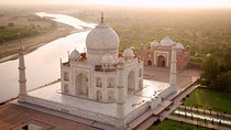Private Agra Full-Day Tour Via Abhaneri Step Well from Jaipur With Lunch