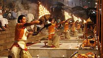 The Famous Aarti Ceremony - An Evening at the Ganges River