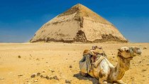 Private Day Tour to Memphis and Dahshur with Egyptian Lunch from Cairo