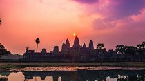 Angkor Sunrise Half-Day Tour with Private Vehicles & Tour Guide 