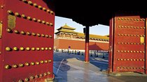 Private 2-Day Beijing Sightseeing with VIP Acrobatic Show Option