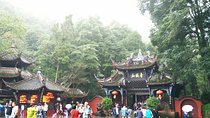 Chengdu Day Tour of Dujiangyan Irrigation System and Mount Qingcheng