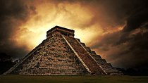 Tour VIP to Chichén Itzá, Valladolid and a Real Mayan Cenote from Cancun 