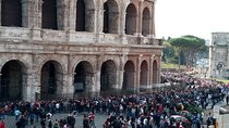 SkipTheLine FastAccess Colosseum and Roman Forum with Expert Tour Guide