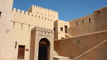 Day Tour to the Enchanting Forts of Nizwa