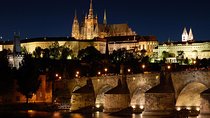 Prague private evening tour - taking gorgeous pictures from viewpoints