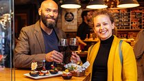 Barcelona With Locals: Wine and Tapas Private Tour