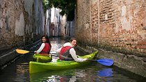 Real Venetian Kayak - Tour of Venice Canals with a Local Guide