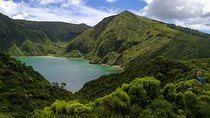 Lagoa do Fogo Trail Full-Day Walking Tour with Lunch