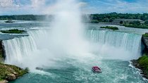 Small-Group Niagara Falls Day Tour from Toronto with Boat and Lunch Options