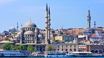 Private Bosphorus Cruise and Egyptian Bazaar with Motor Yacht