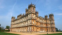 Downton Abbey and Village Coach Tour from London with Highclere