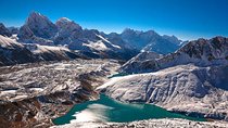 Gokyo Lake trek(gokyori trek, Chola pass trek, Renjola pass trek)