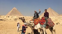 4-Hours private tour Giza pyramids and sphinx day tour