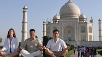 Private Trip to Taj Mahal With Front & Reverse View