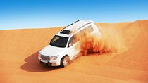 Dubai Super Saver: Desert Camp Experience by 4x4 and Dhow Dinner Cruise