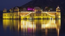 Private Night Tour of Jaipur with Food and Drink