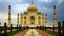 Full Day Taj mahal, Agra Fort, Fatehpur Sikri from Delhi by Train
