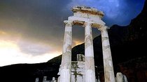 Visit Delphi the famous oracle! Explore the mysteries of the ancient world!