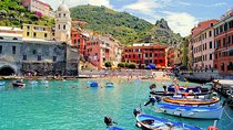 Cinque Terre Private Tour by Minivan and Ferry-Boat from La Spezia
