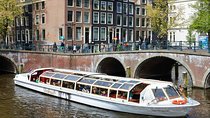 Sightseeing Tour in Amsterdam incl 2 museum tickets of your choice