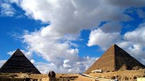 4-Hours Private Guided Tour to Giza Pyramids, Sphinx and The Valley Temple