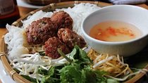 Hanoi Street Food Tour with Train Street Visit