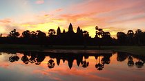 Private: Sunrise Angkor Wat Full Day Guided Visit