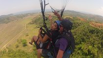 Paragliding Flight Las Terrazas 900 ft minimum guaranteed.