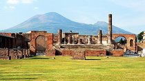 Private Transfer from Naples to Sorrento with Stop at Pompeii