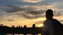 Angkor Wat Sunrise & Ancient City Discovery