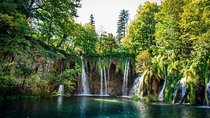 Split to Zagreb Group Transfer with Plitvice Lakes guided tour