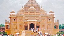 Private Spiritual Delhi Temples Tour with Guide