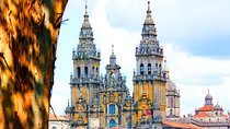Old Town of Santiago de Compostela Walking Tour