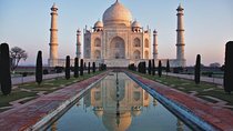 A wonderful day trip to Taj Mahal