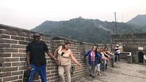 Great Wall Layover Small Group Tour (9AM-1PM)