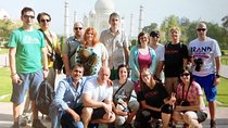 From Delhi : Same Day Taj Mahal & Agra Fort Tour By AC Car 